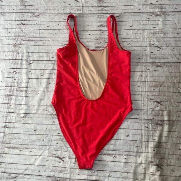 Chubbies Womens Red Low Back One Piece Swimsuit Bathing Suit Size Large L Logo - Picture 4 of 5